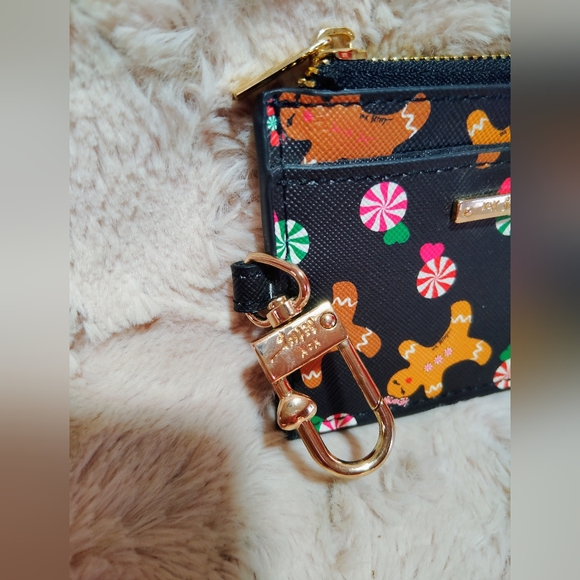 FREE W/ Any $50 Purchase! LIKE NEW! Betsey Johnson Coin/Card/Key Holder - Picture 2 of 6